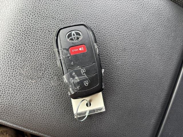 2025 Toyota 4Runner SR5 4WD (GS)