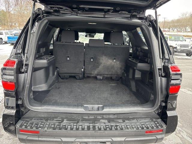 2025 Toyota 4Runner SR5 4WD (GS)