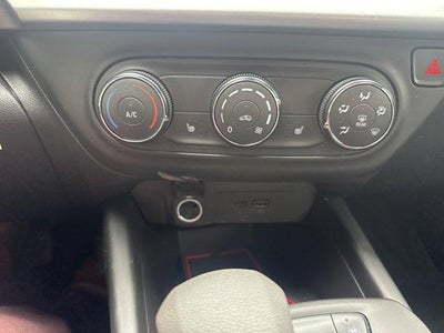 2025 Chevrolet Trax FWD 4dr 1RS