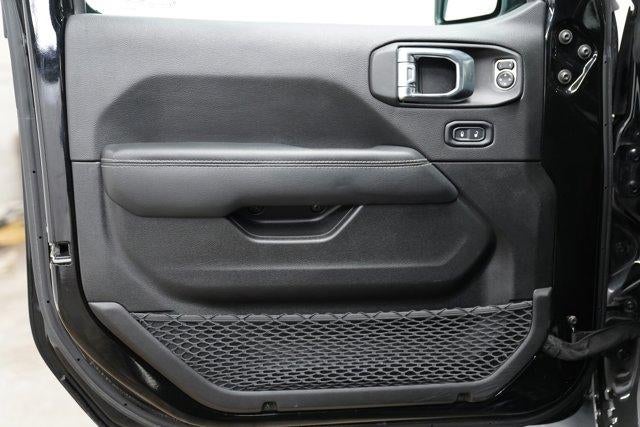 2022 Jeep Wrangler Unlimited Sahara 4x4