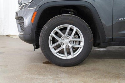 2023 Jeep Grand Cherokee Laredo X 4x4
