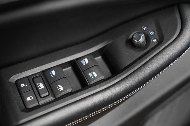 2023 Jeep Grand Cherokee Laredo X 4x4