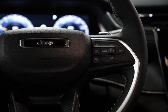 2026 Jeep Grand Cherokee Laredo X 4x4