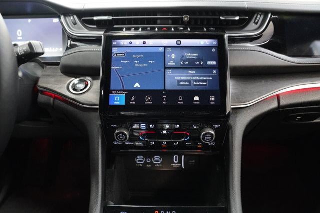 2022 Jeep Grand Cherokee Overland 4x4