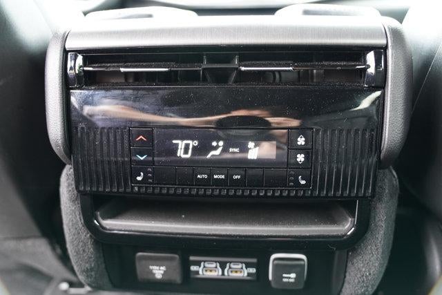 2025 Jeep Wagoneer L Series II 4x4