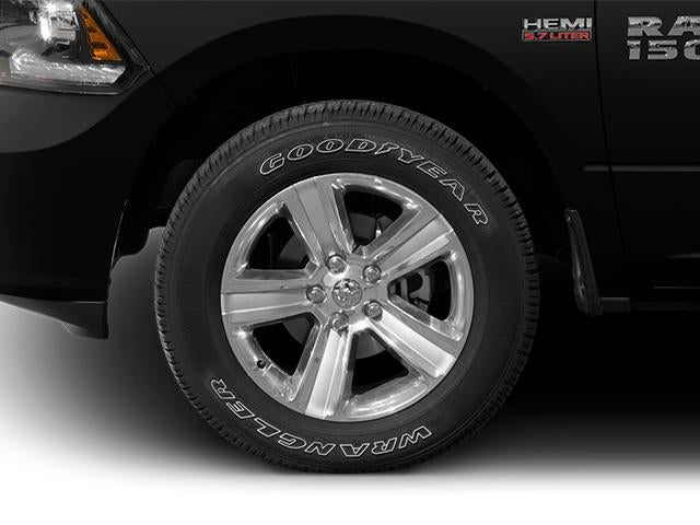 2014 RAM 1500 4WD Crew Cab 5.7 Ft Box Laramie