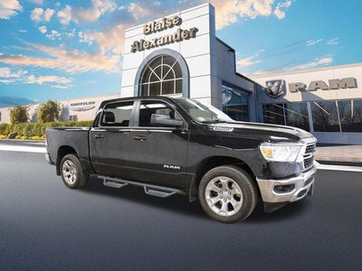 2022 RAM 1500 Big Horn 4x4 Crew Cab 5'7" Box