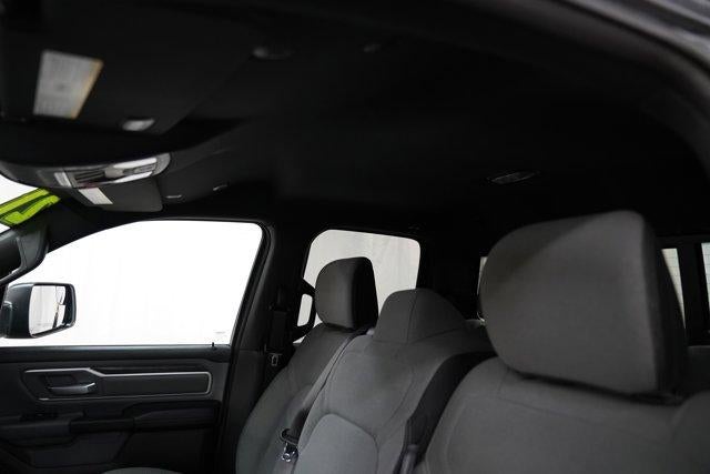 2020 RAM 1500 Laramie 4x4 Crew Cab 5'7" Box