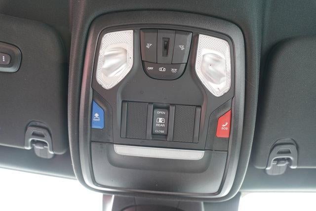 2022 RAM 1500 Rebel 4x4 Crew Cab 5'7" Box