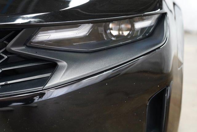 2022 Chevrolet Camaro 2dr Coupe 1LT