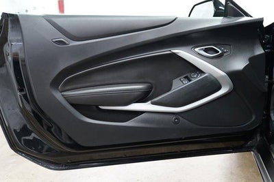 2022 Chevrolet Camaro 2dr Coupe 1LT
