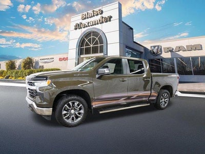 2023 Chevrolet Silverado 1500 Crew Cab Short Box 4-Wheel Drive LT 2FL