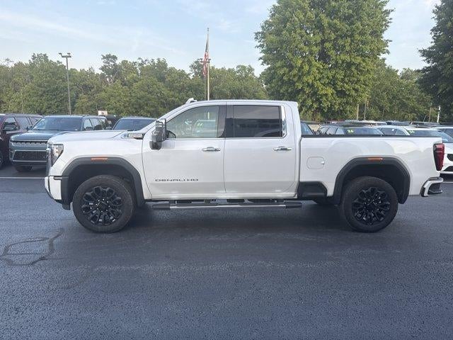 2024 GMC Sierra 2500 HD Crew Cab Standard Box 4-Wheel Drive Denali
