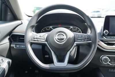 2024 Nissan Altima 2.5 SV Sedan