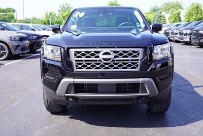 2024 Nissan Frontier Crew Cab 4x4 SV