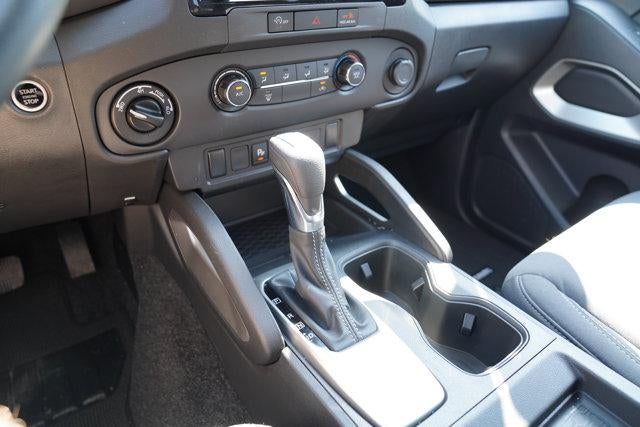 2024 Nissan Frontier Crew Cab 4x4 SV