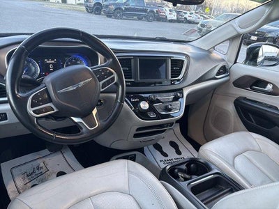 2018 Chrysler Pacifica Touring L FWD
