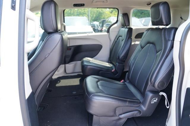 2024 Chrysler Pacifica Touring L FWD