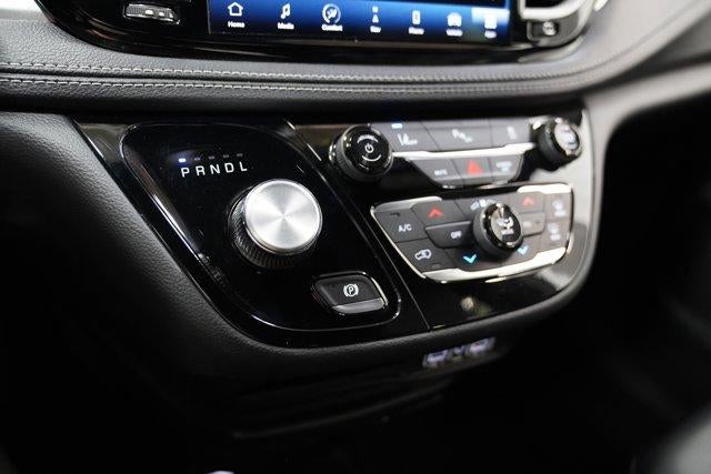 2023 Chrysler Pacifica Hybrid Touring L FWD