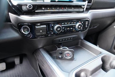 2025 Chevrolet Silverado 3500 HD Crew Cab Standard Box 4-Wheel Drive LTZ