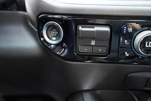 2025 Chevrolet Silverado 3500 HD Crew Cab Standard Box 4-Wheel Drive LTZ