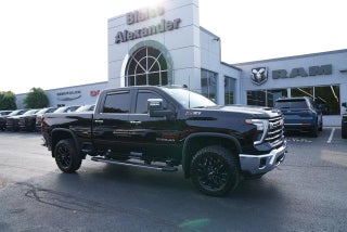 2025 Chevrolet Silverado 3500 HD Crew Cab Standard Box 4-Wheel Drive LTZ
