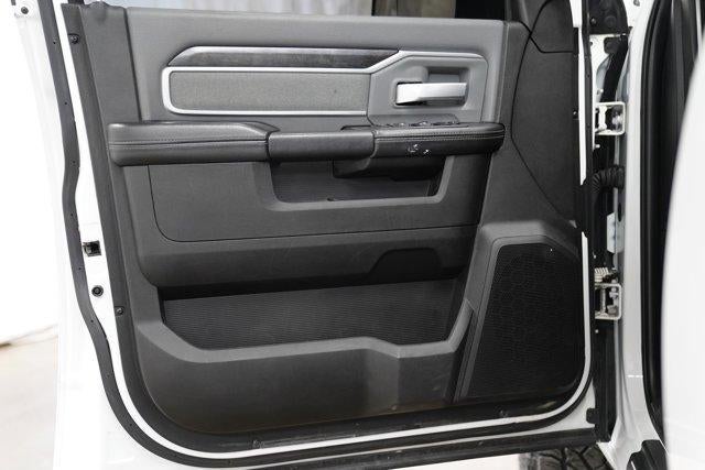 2022 RAM 2500 Big Horn 4x4 Crew Cab 6'4" Box