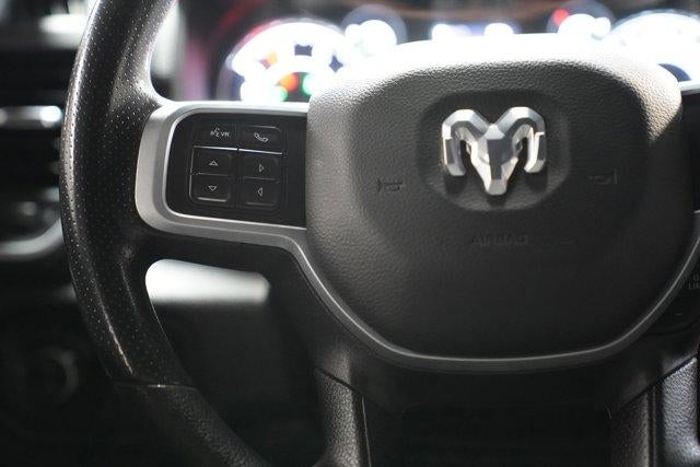 2022 RAM 2500 Big Horn 4x4 Crew Cab 6'4" Box