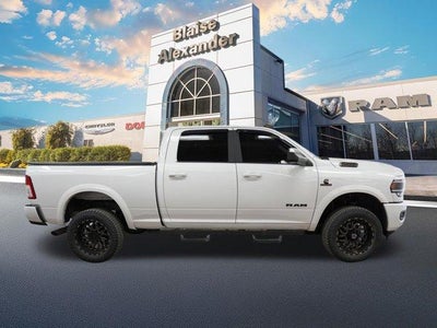 2022 RAM 2500 Big Horn 4x4 Crew Cab 6'4" Box