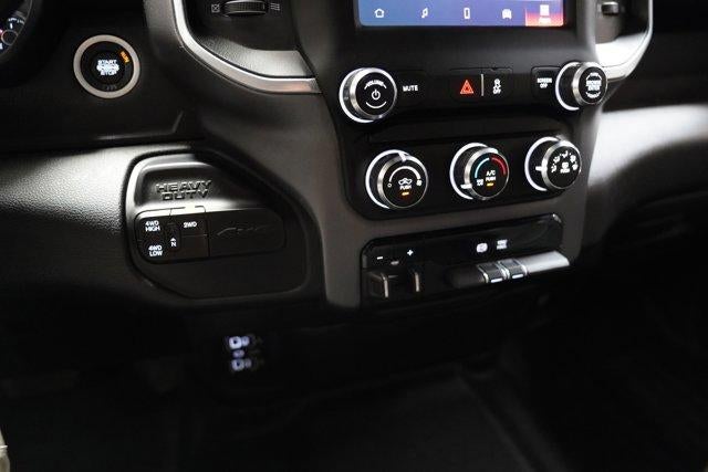 2022 RAM 2500 Big Horn 4x4 Crew Cab 6'4" Box