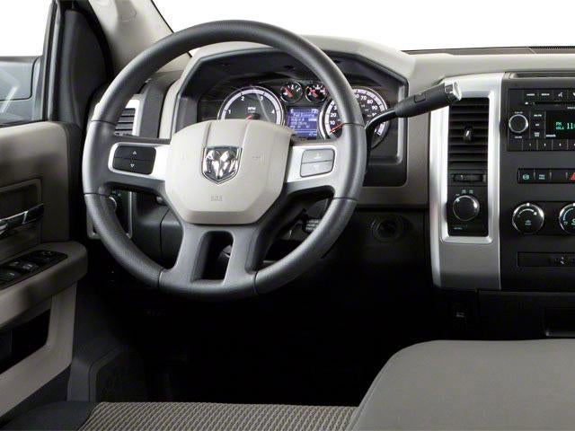 2011 RAM 2500 4WD Crew Cab 6.4 Ft Box Big Horn