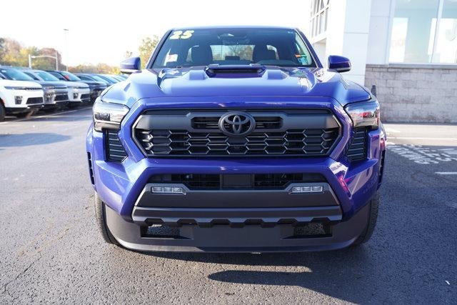 2025 Toyota Tacoma 4WD 4WD TRD Sport Double Cab 5' Bed AT (Natl)