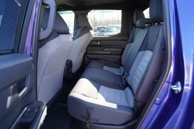 2025 Toyota Tacoma 4WD 4WD TRD Sport Double Cab 5' Bed AT (Natl)