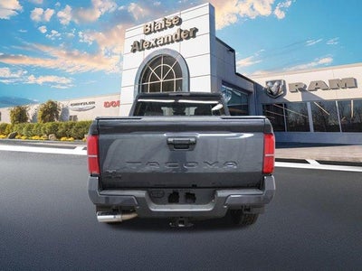 2024 Toyota Tacoma 4WD 4WD TRD Sport Double Cab 5' Bed AT (Natl)