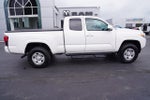 2022 Toyota Tacoma 4WD 4WD SR Access Cab 6' Bed I4 AT (SE)