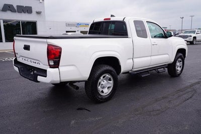 2022 Toyota Tacoma 4WD 4WD SR Access Cab 6' Bed I4 AT (SE)