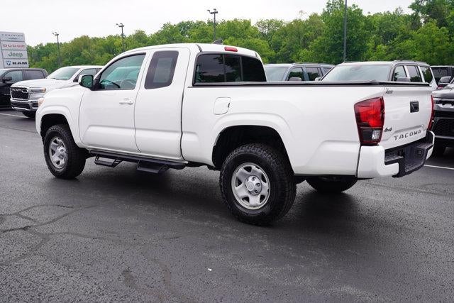 2022 Toyota Tacoma 4WD 4WD SR Access Cab 6' Bed I4 AT (SE)
