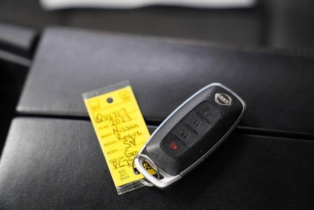 2023 Nissan Rogue FWD SV