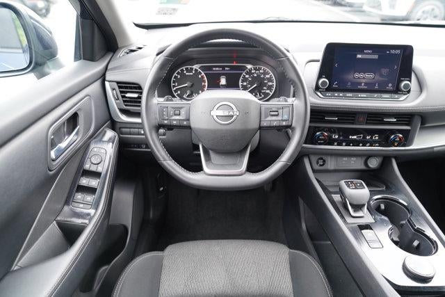 2025 Nissan Rogue AWD SV