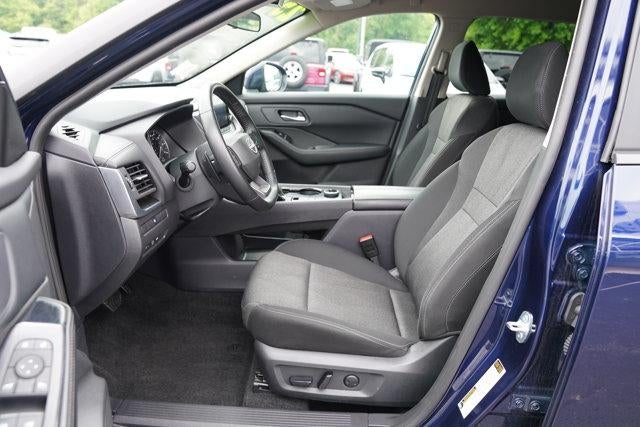 2025 Nissan Rogue AWD SV
