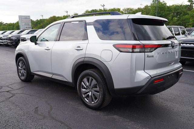 2025 Nissan Pathfinder SV 4WD