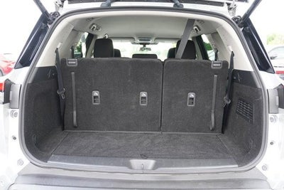 2025 Nissan Pathfinder SV 4WD