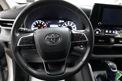 2024 Toyota Highlander XLE AWD (Natl)