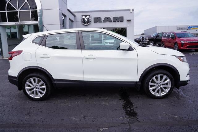2022 Nissan Rogue Sport AWD S