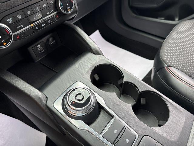 2025 Ford Escape ST-Line Select AWD