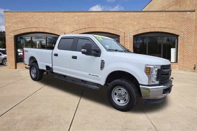 2018 Ford Super Duty F-350 SRW XL 4WD Crew Cab 6.75' Box