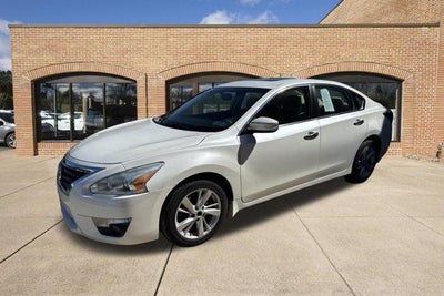 2015 Nissan Altima 4dr Sdn I4 2.5 SV