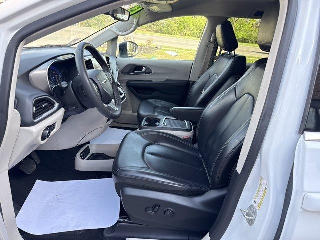 2023 Chrysler Pacifica Touring L FWD