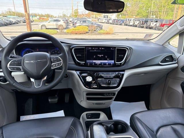 2023 Chrysler Pacifica Touring L FWD