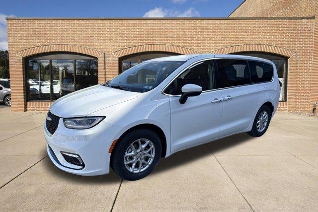2023 Chrysler Pacifica Touring L FWD